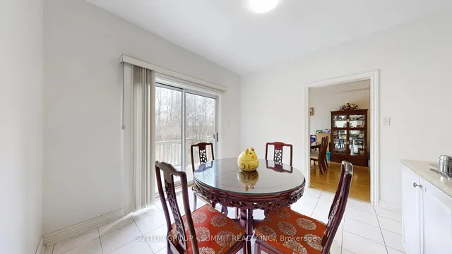Additional property image - 93 MOREAU Tr