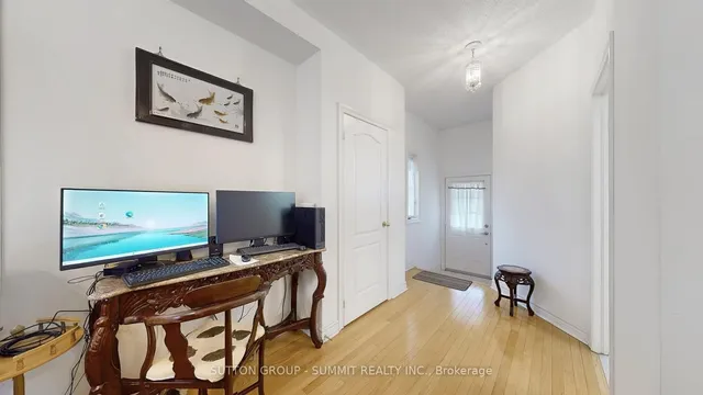 Additional property image - 93 MOREAU Tr