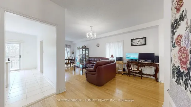 Additional property image - 93 MOREAU Tr