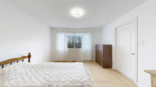 Additional property image - 93 MOREAU Tr
