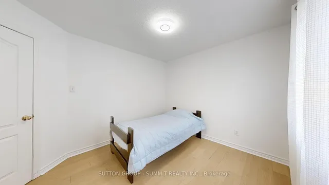 Additional property image - 93 MOREAU Tr