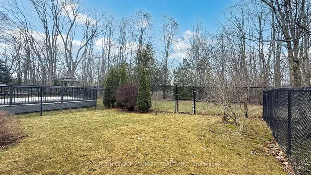 Additional property image - 93 MOREAU Tr