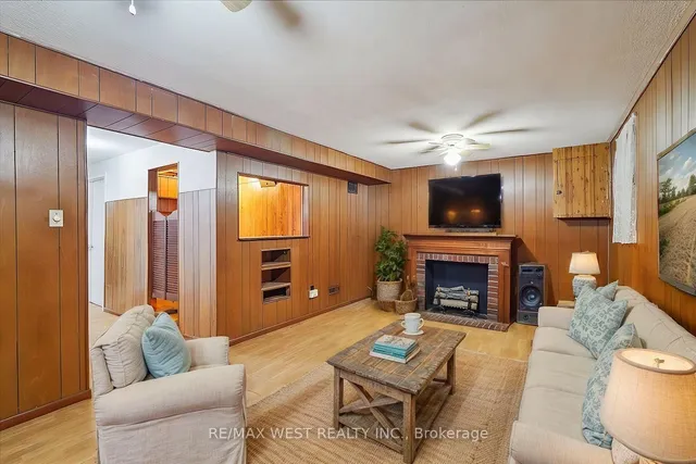 Additional property image - 737 Military Tr