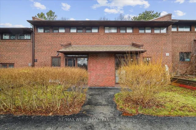Additional property image - 737 Military Tr