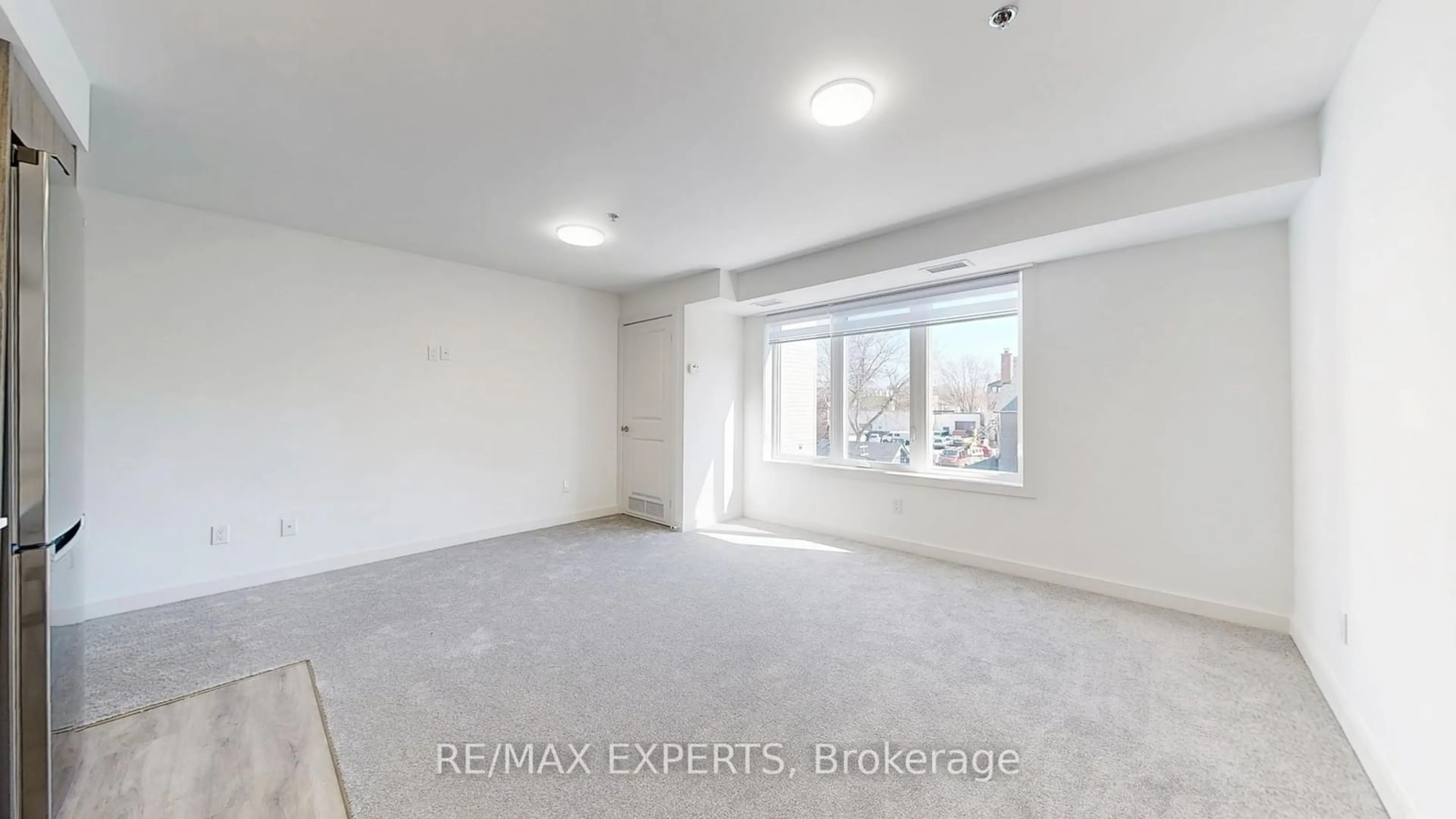 A pic of a room for 45 Connaught Ave #303, Toronto Ontario M4L 2V8