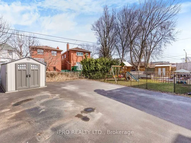 Primary image of 33 Everett Cres