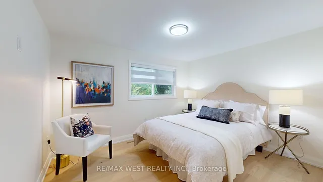 Additional property image - 2 Clanwilliam Crt
