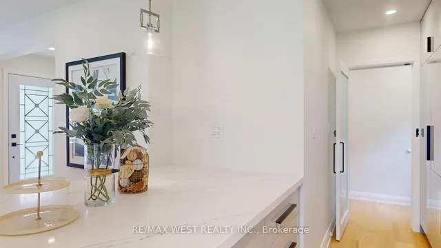 Additional property image - 2 Clanwilliam Crt