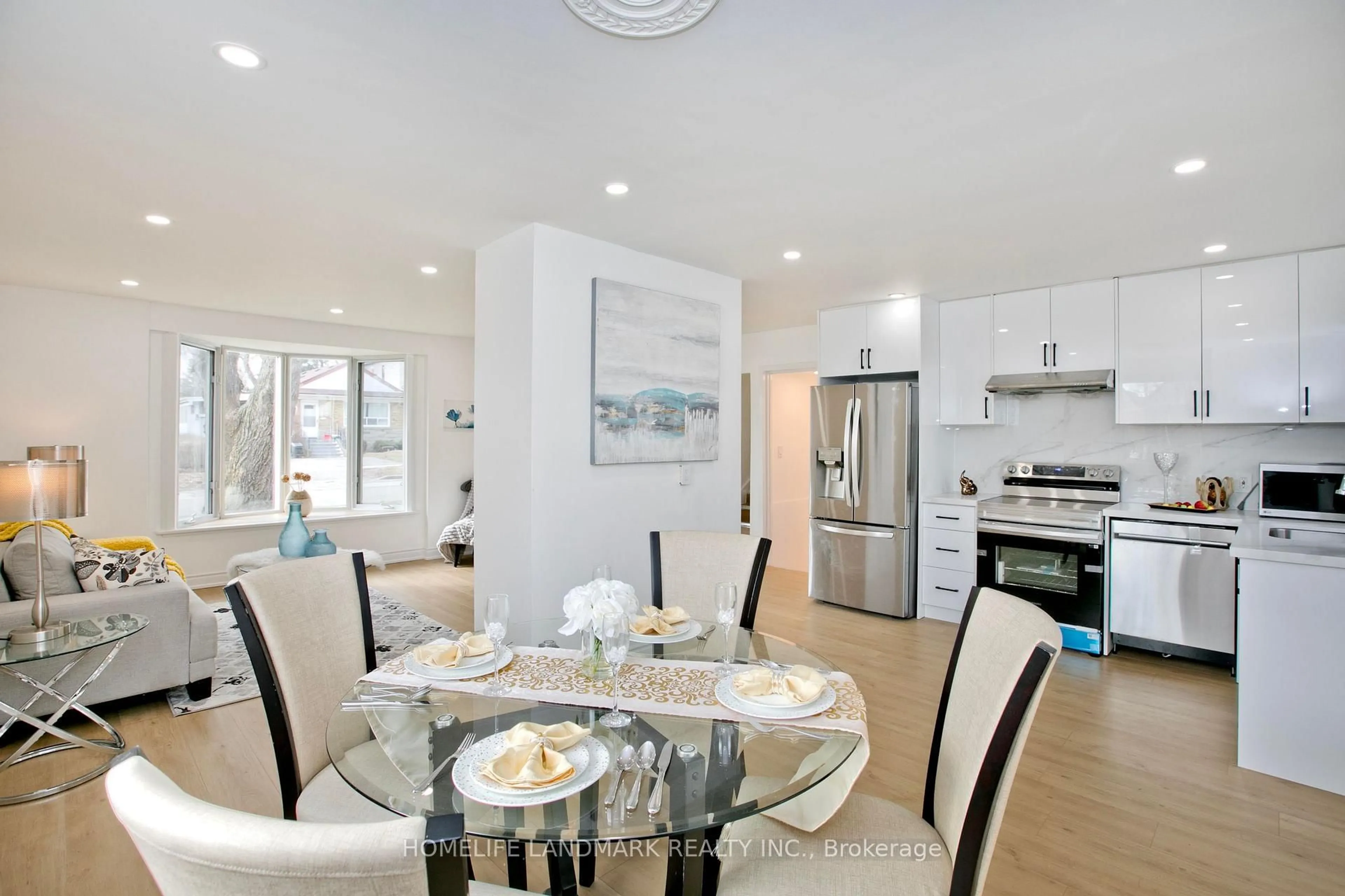 Open concept kitchen, unknown for 56 Blaisdale Rd, Toronto Ontario M1P 1V8