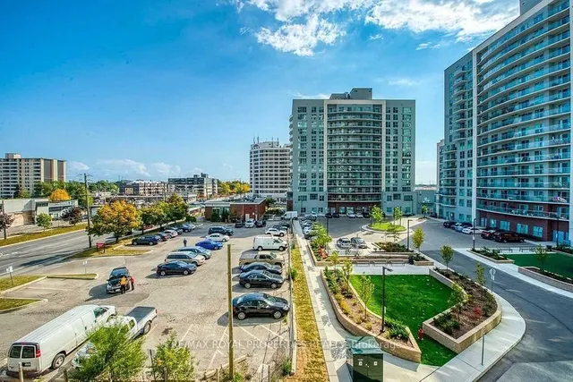 Additional property image - 1328 Birchmount Rd Unit Ph01
