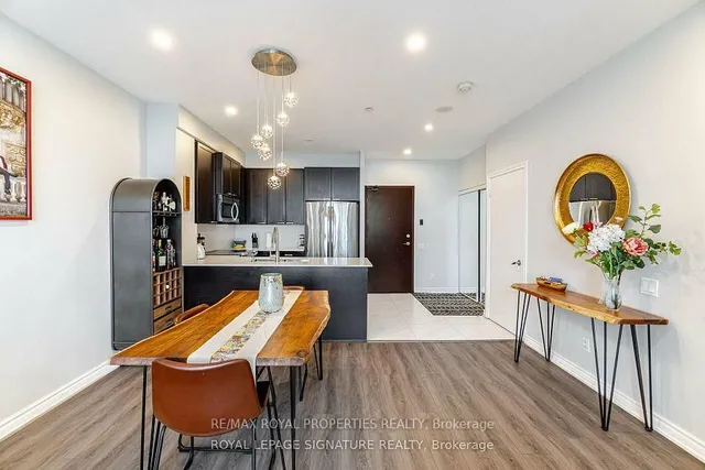 Additional property image - 1328 Birchmount Rd Unit Ph01
