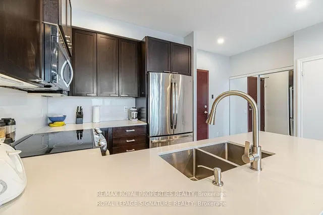 Additional property image - 1328 Birchmount Rd Unit Ph01