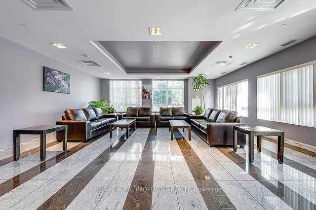 Additional property image - 1328 Birchmount Rd Unit Ph01