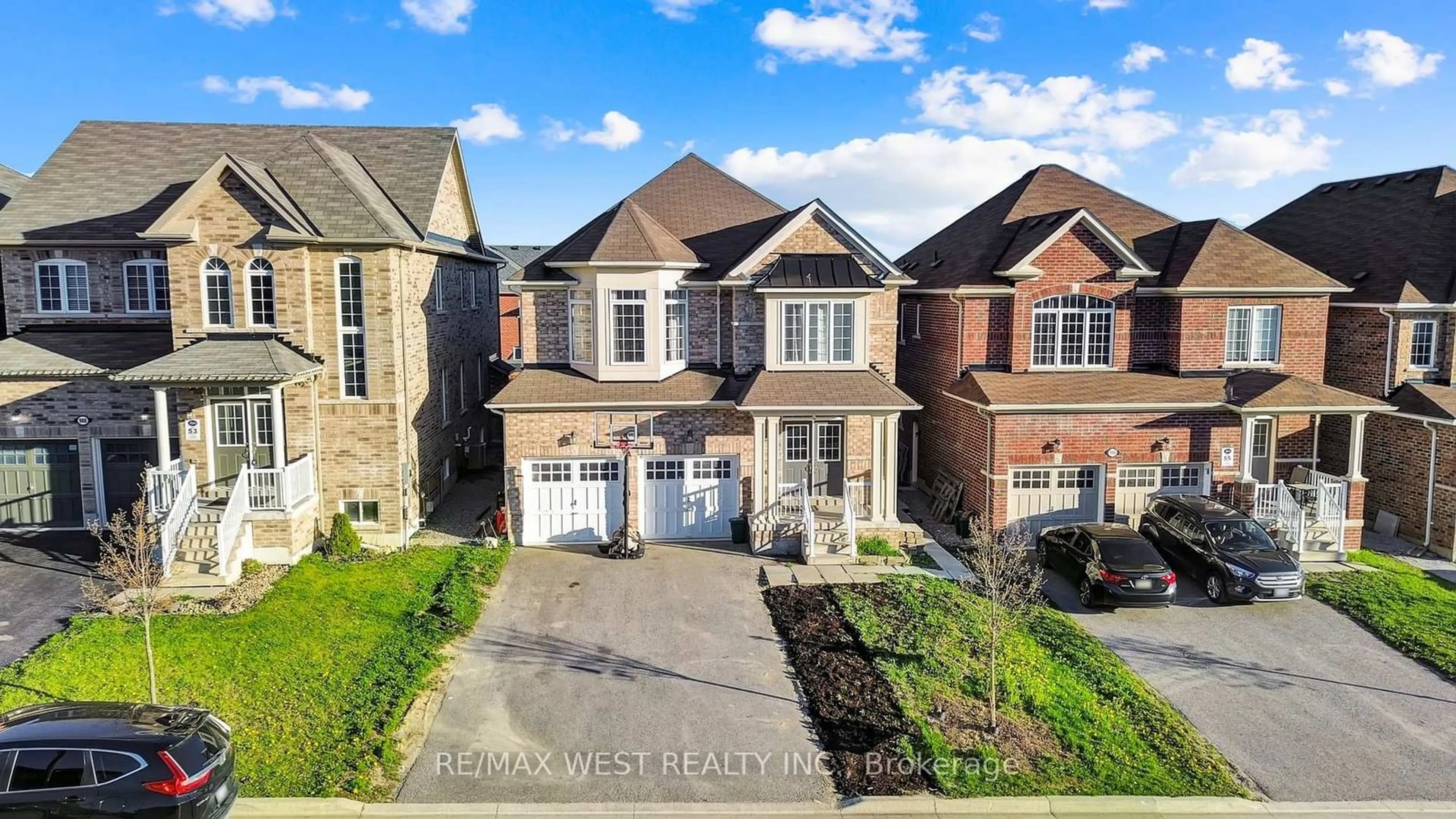 Home with brick exterior material, street for 992 Wrenwood Dr, Oshawa Ontario L1K 0V8