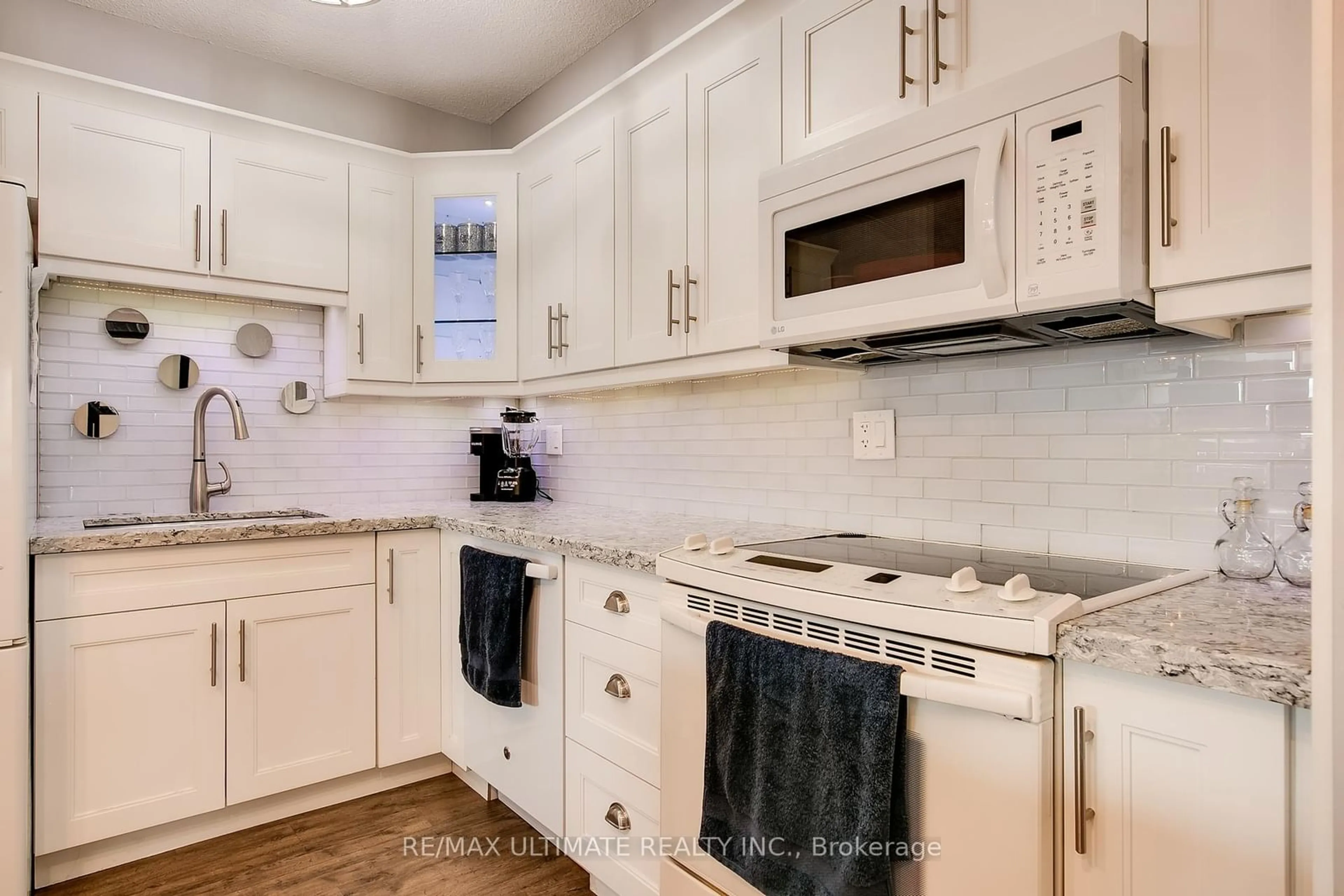 Standard kitchen, unknown for 80 Athol St #309, Oshawa Ontario L1H 8B7