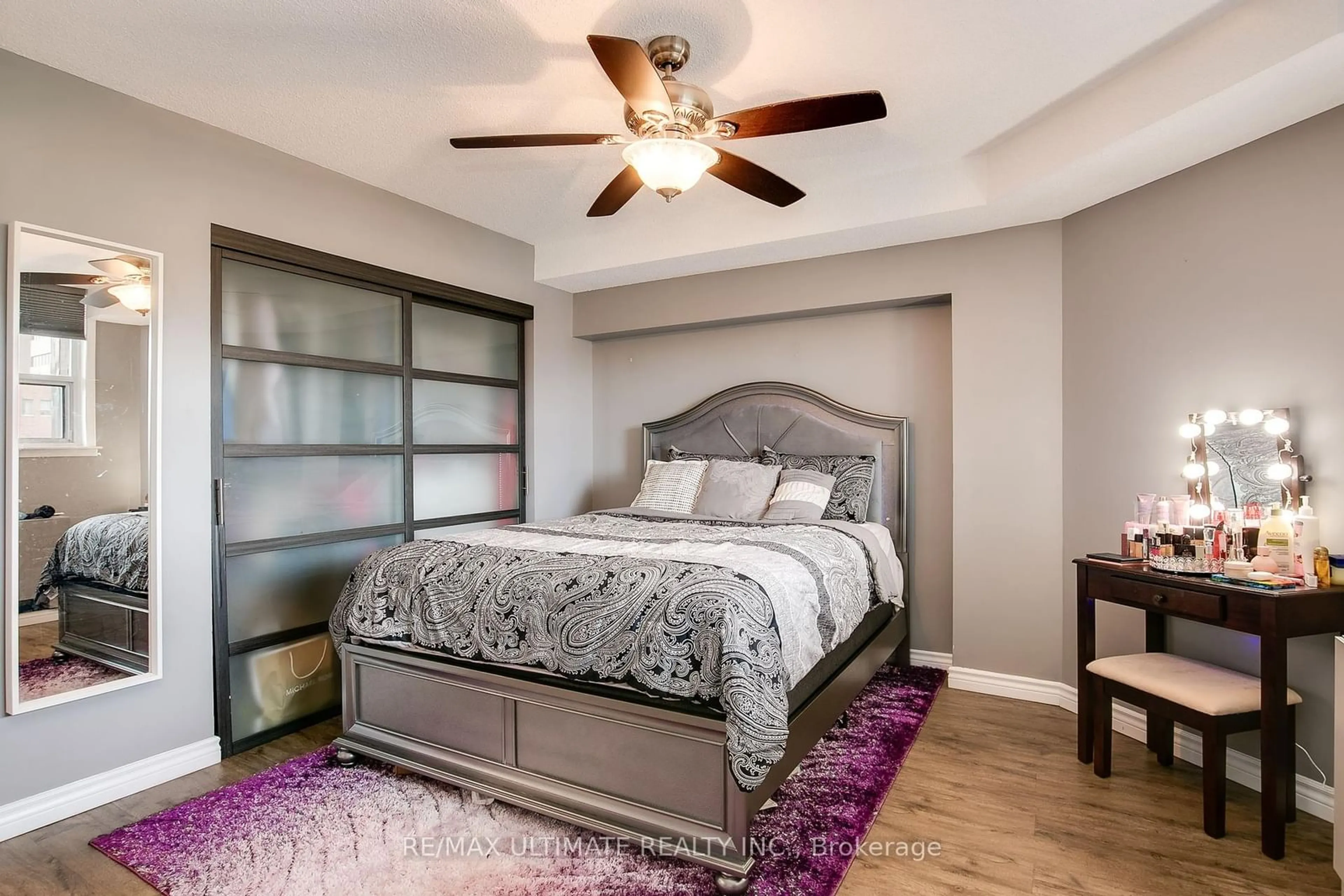 Bedroom with bed, unknown for 80 Athol St #309, Oshawa Ontario L1H 8B7