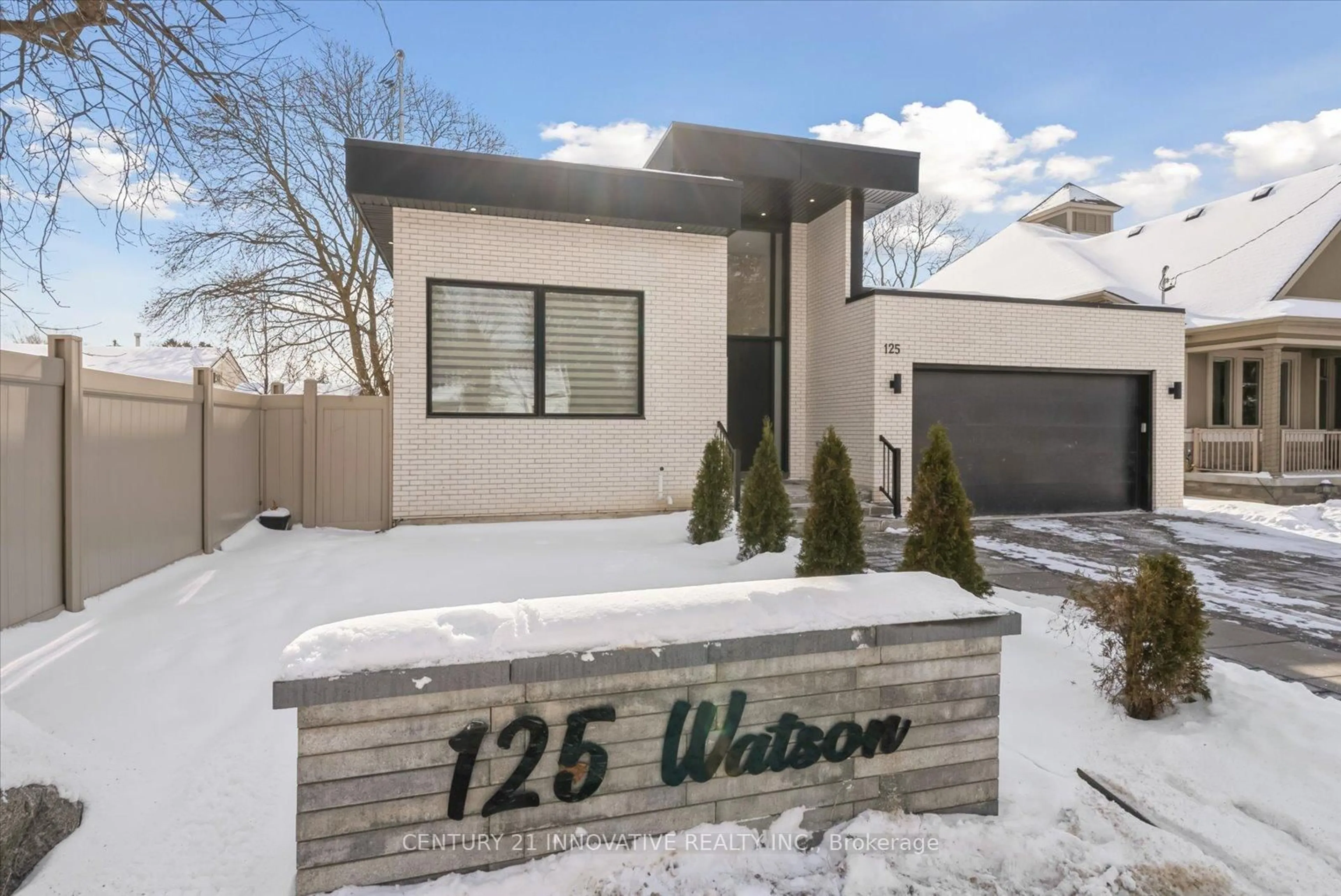 Home with brick exterior material, street for 125 Watson St, Whitby Ontario L1N 1A4