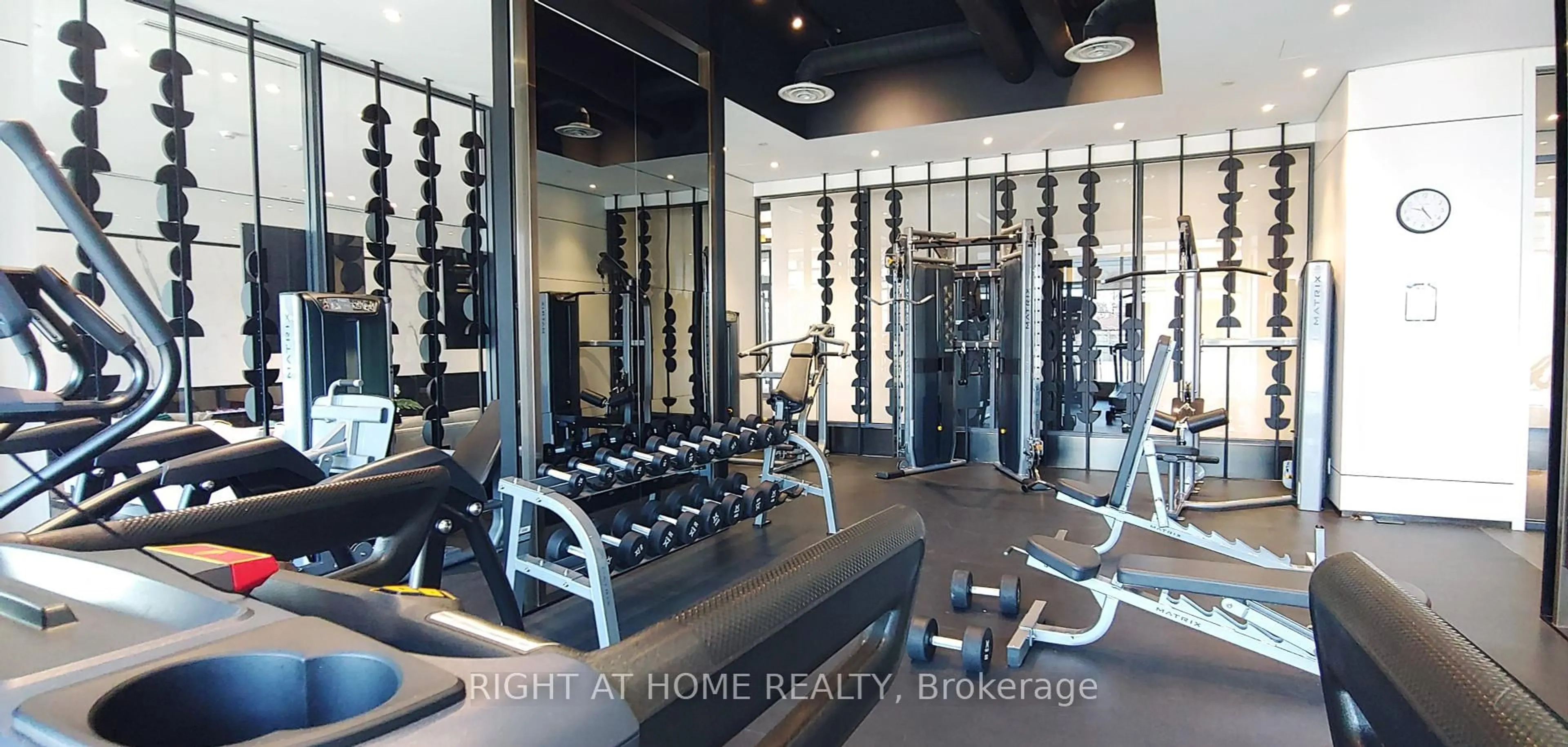 Gym or fitness room for 1480 Bayly St #1007, Pickering Ontario L1W 0C2