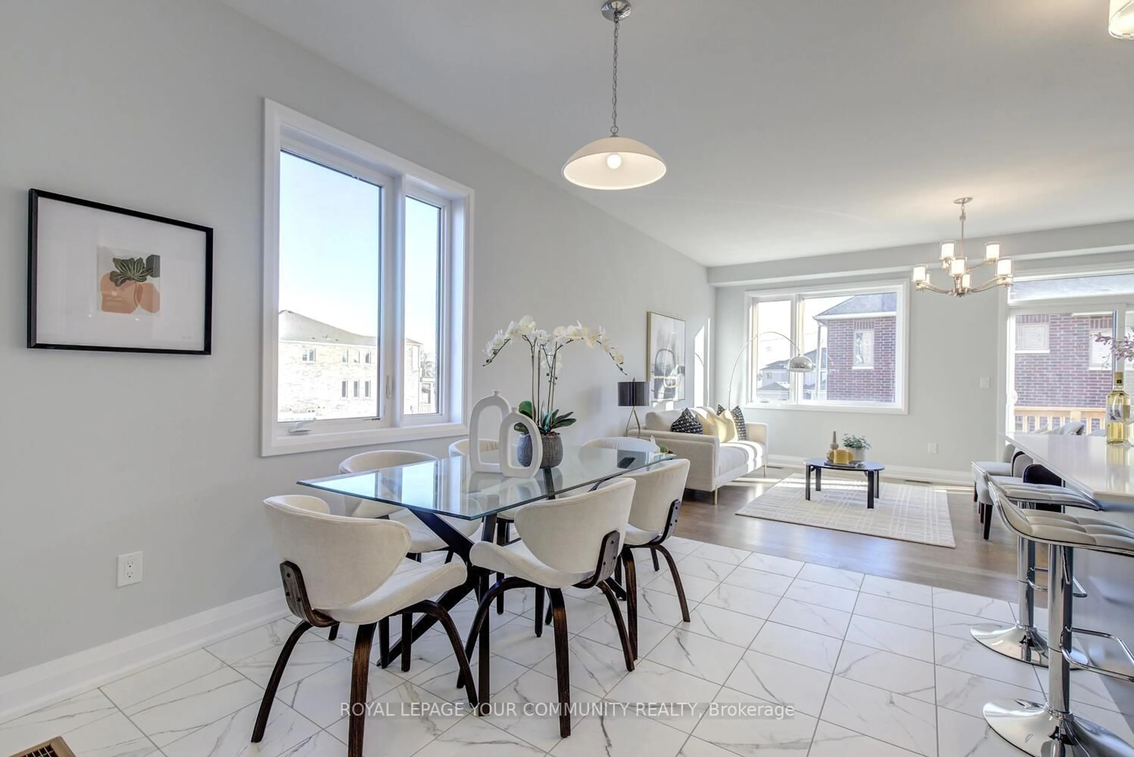 Dining room, ceramic/tile floor for 963 Grosbeak Tr, Pickering Ontario L1X 0P6