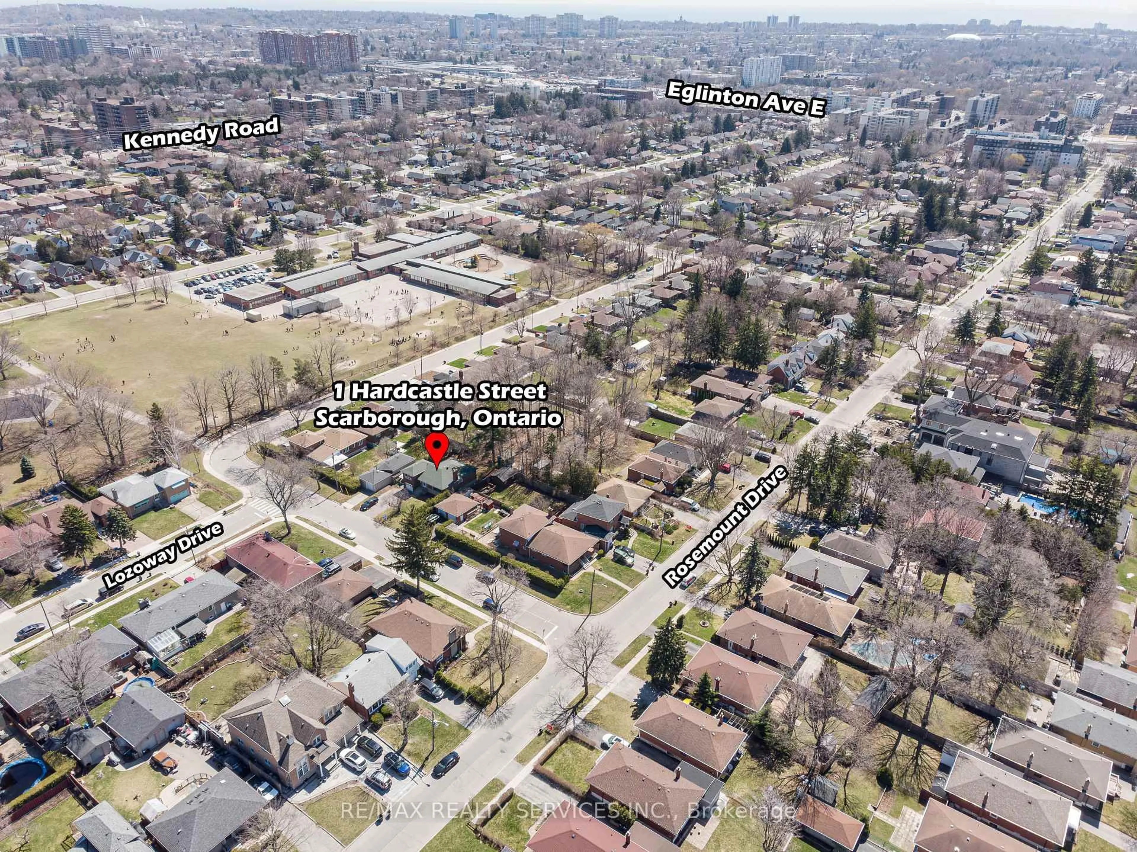 A pic from outside/outdoor area/front of a property/back of a property/a pic from drone, street for 1 Hardcastle St, Toronto Ontario M1K 2Y2