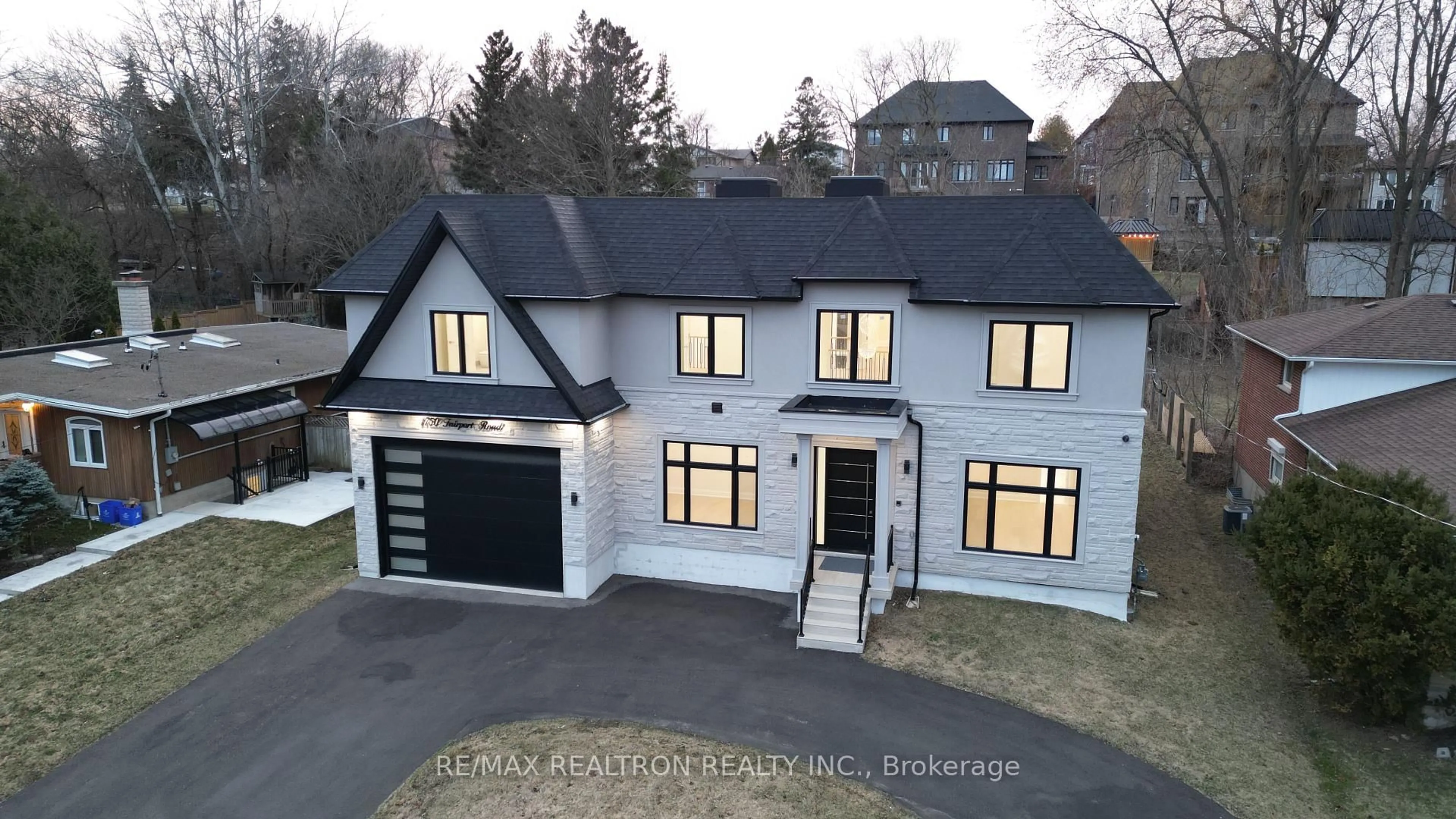 Unknown for 1750 Fairport Rd, Pickering Ontario L1V 1S8