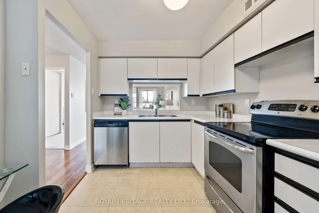 Additional property image - 4 Park Vista Cres Unit 1203