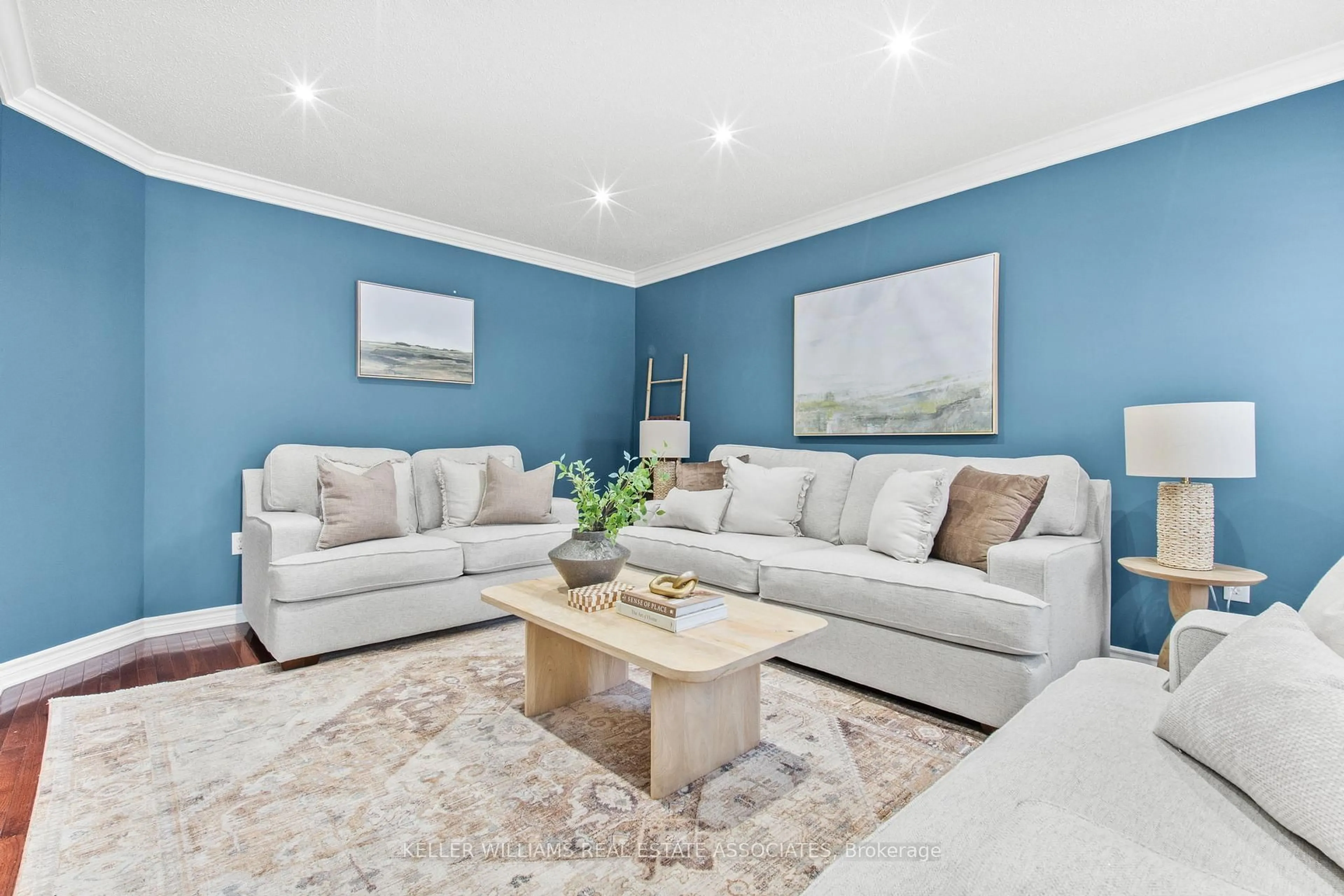 Living room with furniture, unknown for 10 Westacott Cres, Ajax Ontario L1T 4H6