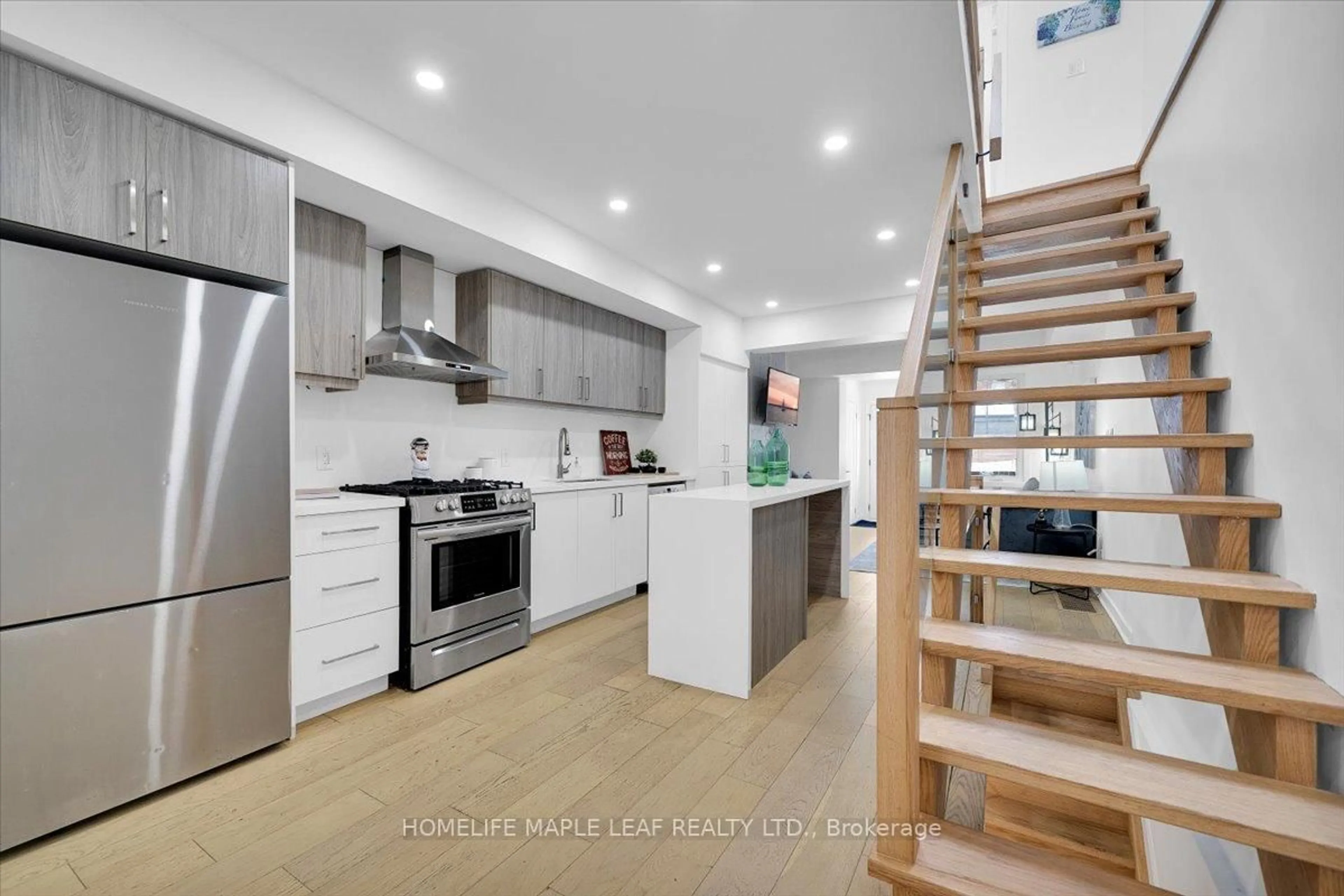 Open concept kitchen, unknown for 386 Coxwell Ave, Toronto Ontario M4L 3B7