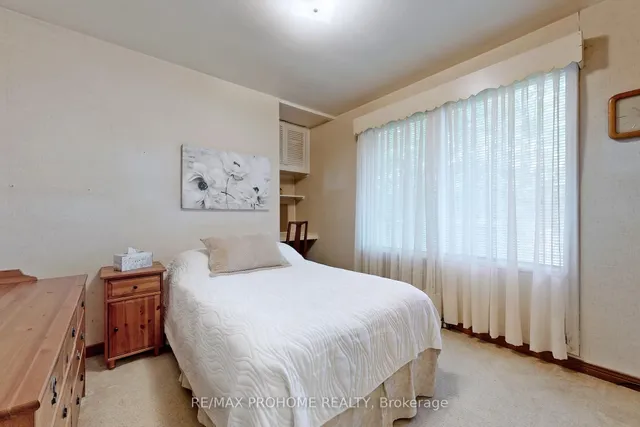 Additional property image - 17 Oakworth Cres
