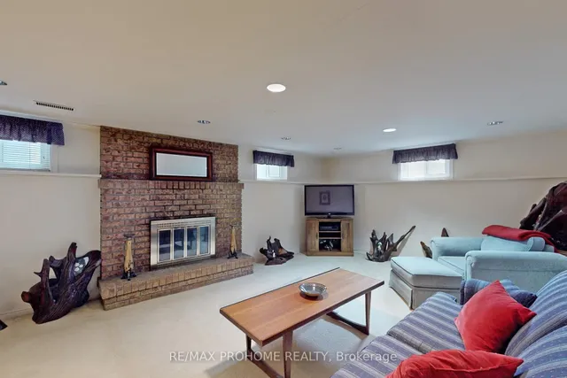Additional property image - 17 Oakworth Cres