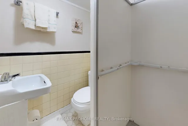 Additional property image - 17 Oakworth Cres