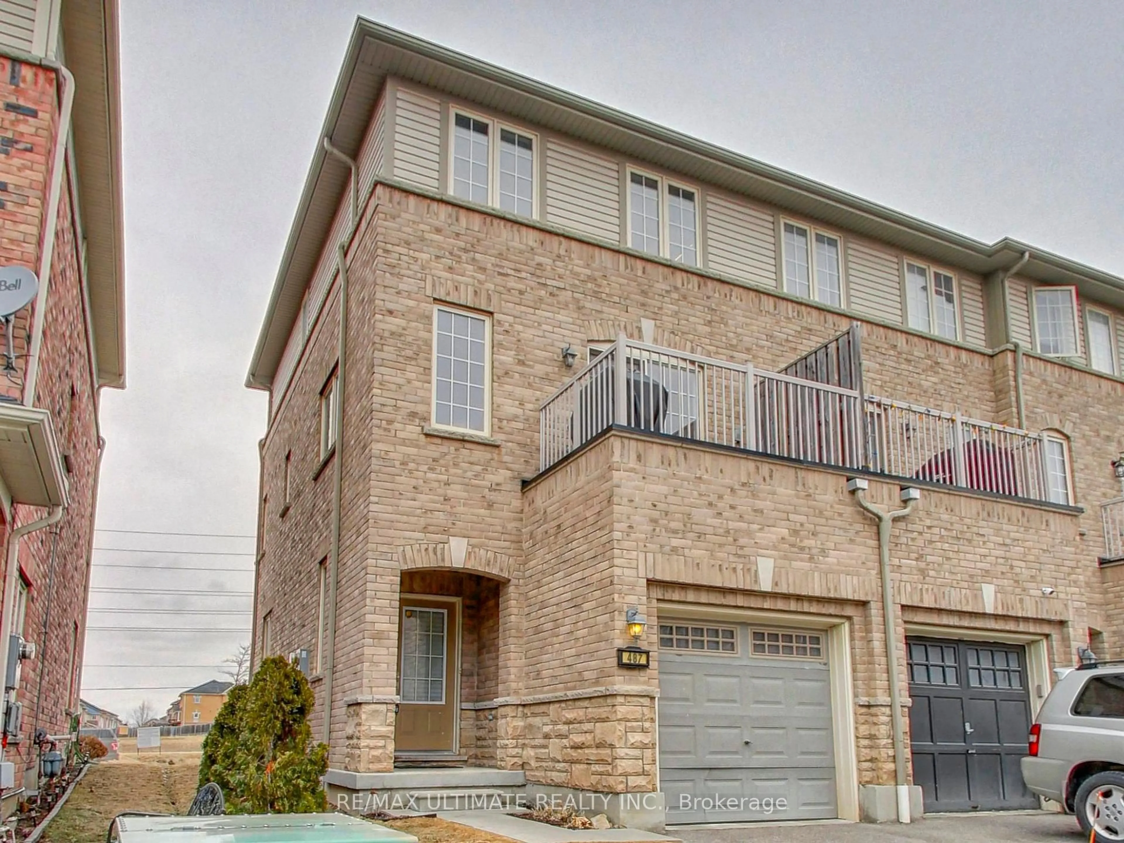 Home with brick exterior material, street for 487 Rossland Rd, Ajax Ontario L1Z 0K8