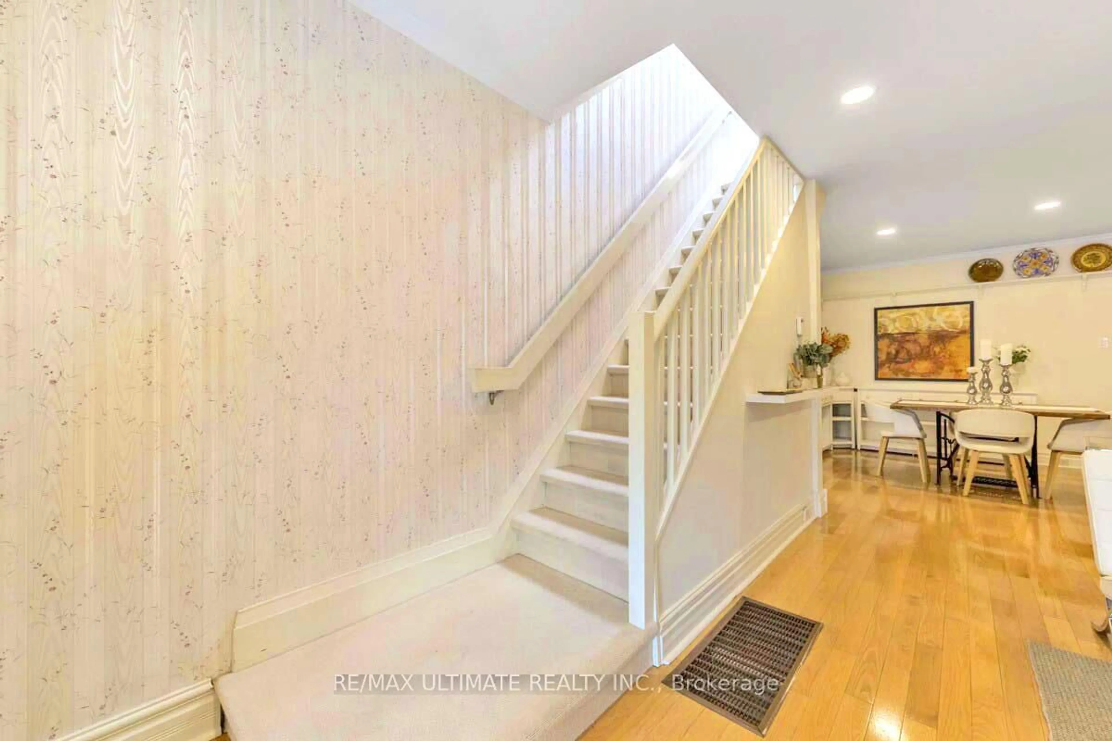 Unknown for 143 Glenmore Rd, Toronto Ontario M4L 3M2