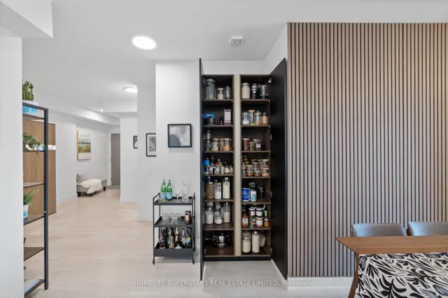 Additional property image - 1285 Queen St Unit 306