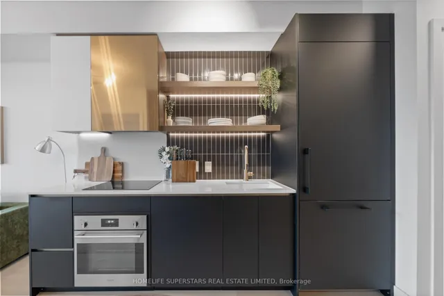 Additional property image - 1285 Queen St Unit 306