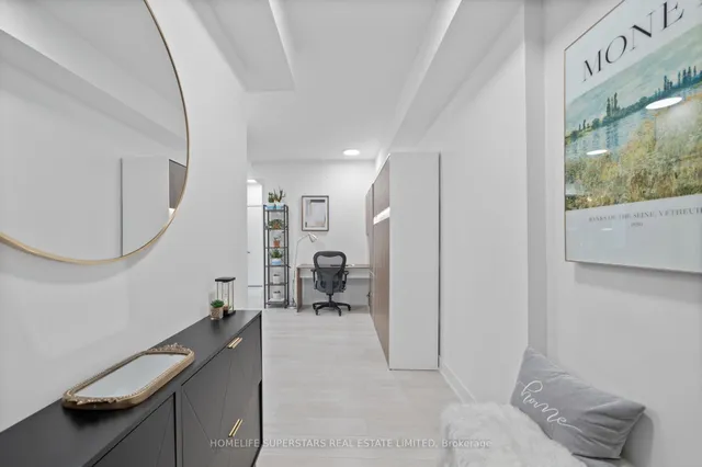 Additional property image - 1285 Queen St Unit 306