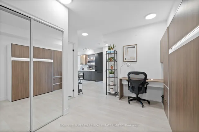 Additional property image - 1285 Queen St Unit 306