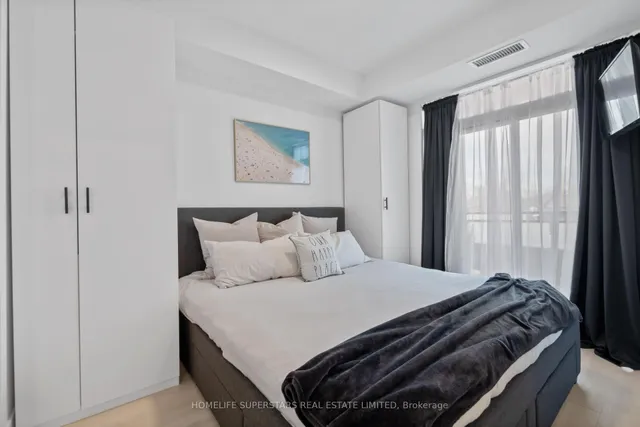 Additional property image - 1285 Queen St Unit 306