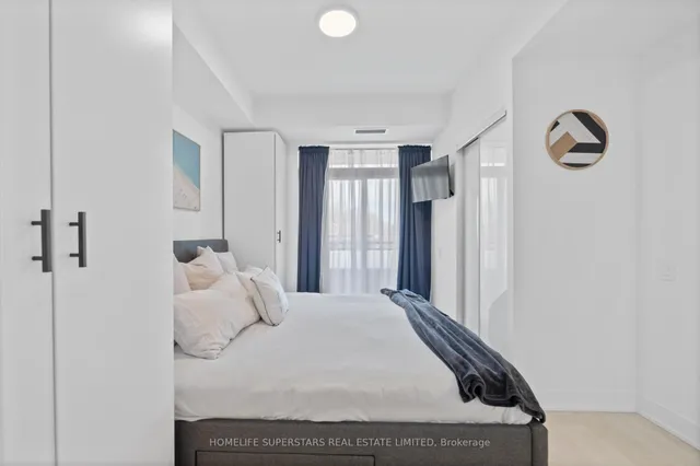 Additional property image - 1285 Queen St Unit 306