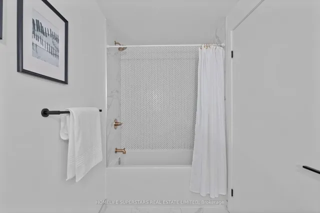 Additional property image - 1285 Queen St Unit 306