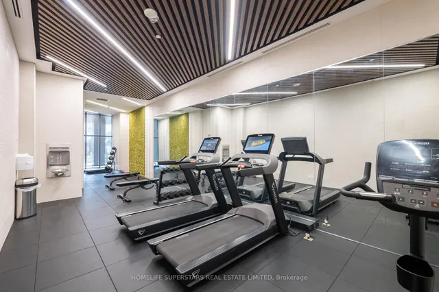 Additional property image - 1285 Queen St Unit 306