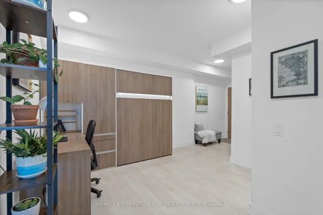 Additional property image - 1285 Queen St Unit 306