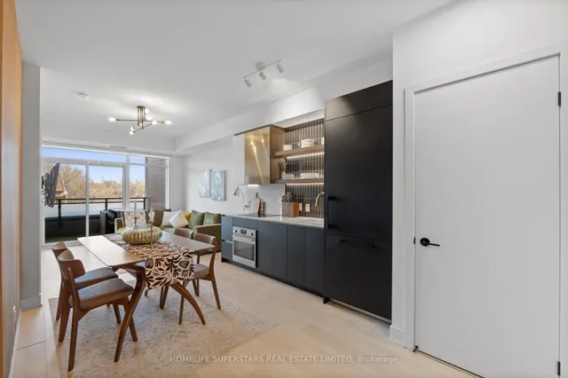 Additional property image - 1285 Queen St Unit 306