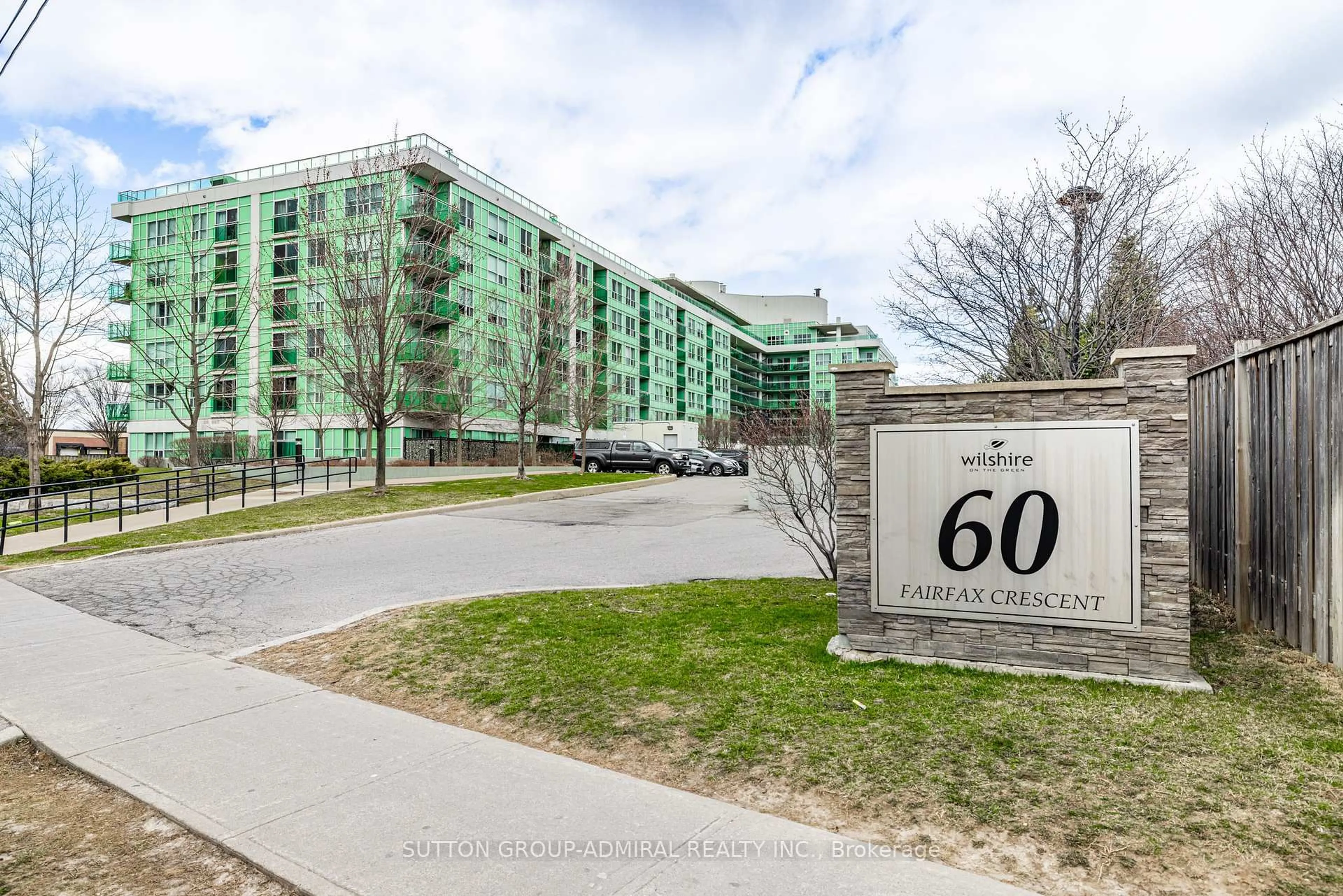 Unknown for 60 Fairfax Cres #231, Toronto Ontario M1L 0E1