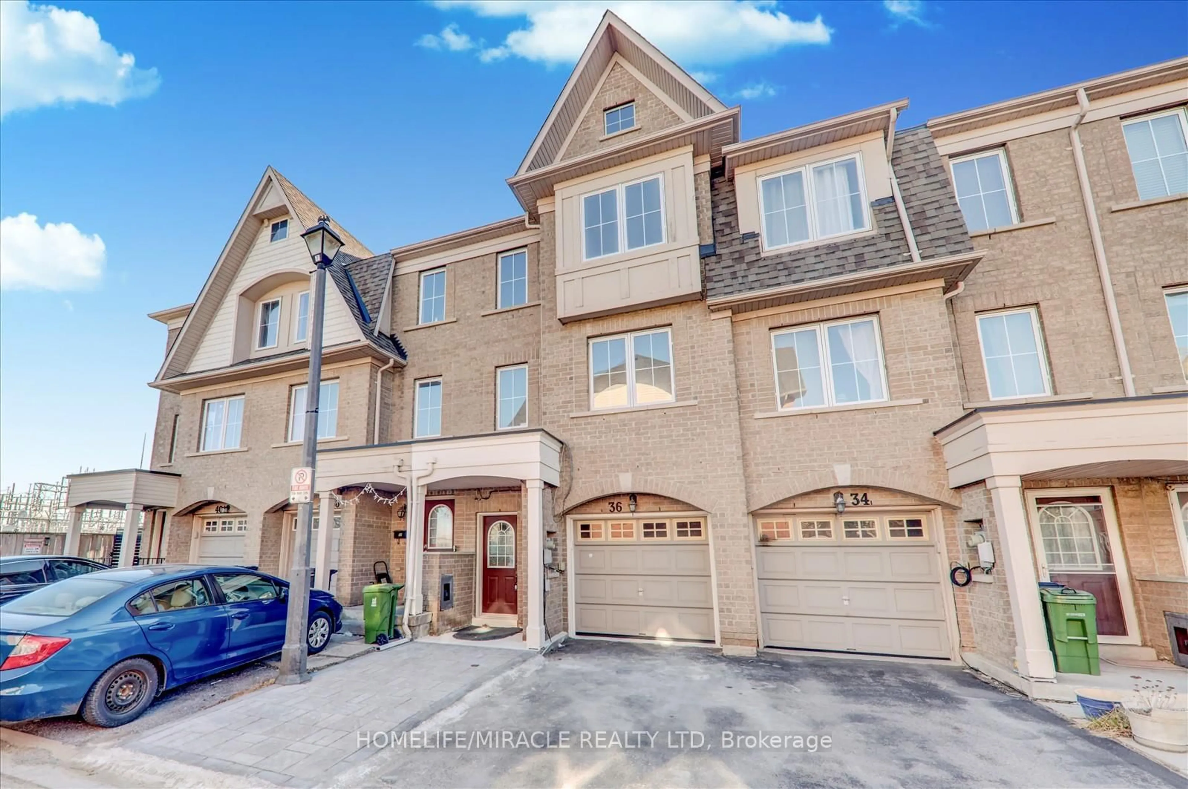 Unknown for 36 Jenkinson Way, Toronto Ontario M1P 5H4