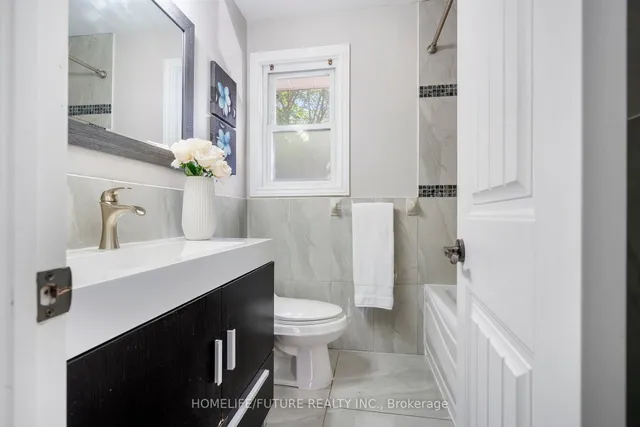 Additional property image - 25 Peking Rd
