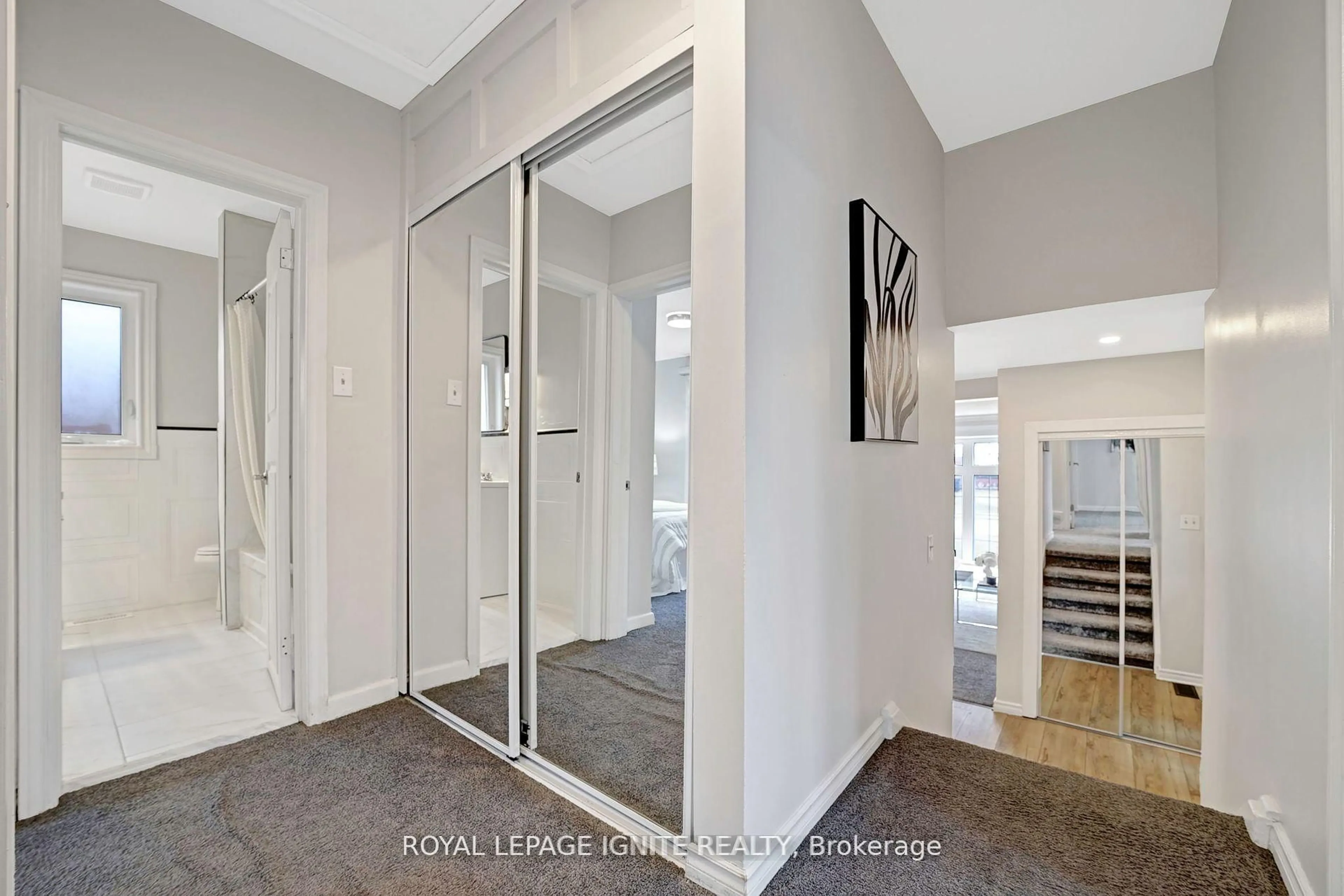 Indoor entryway for 47 Deerfield Rd, Toronto Ontario M1K 4X2
