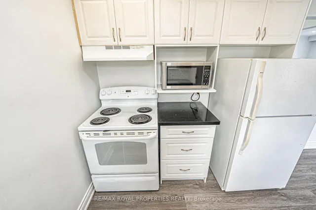 Additional property image - 14 Shoreview Dr