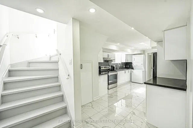 Additional property image - 14 Shoreview Dr