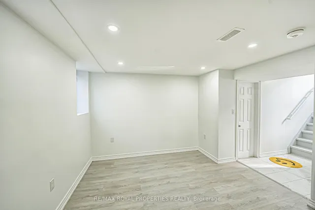 Additional property image - 14 Shoreview Dr
